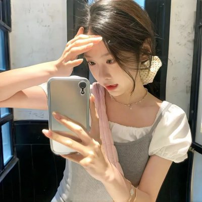 女主角